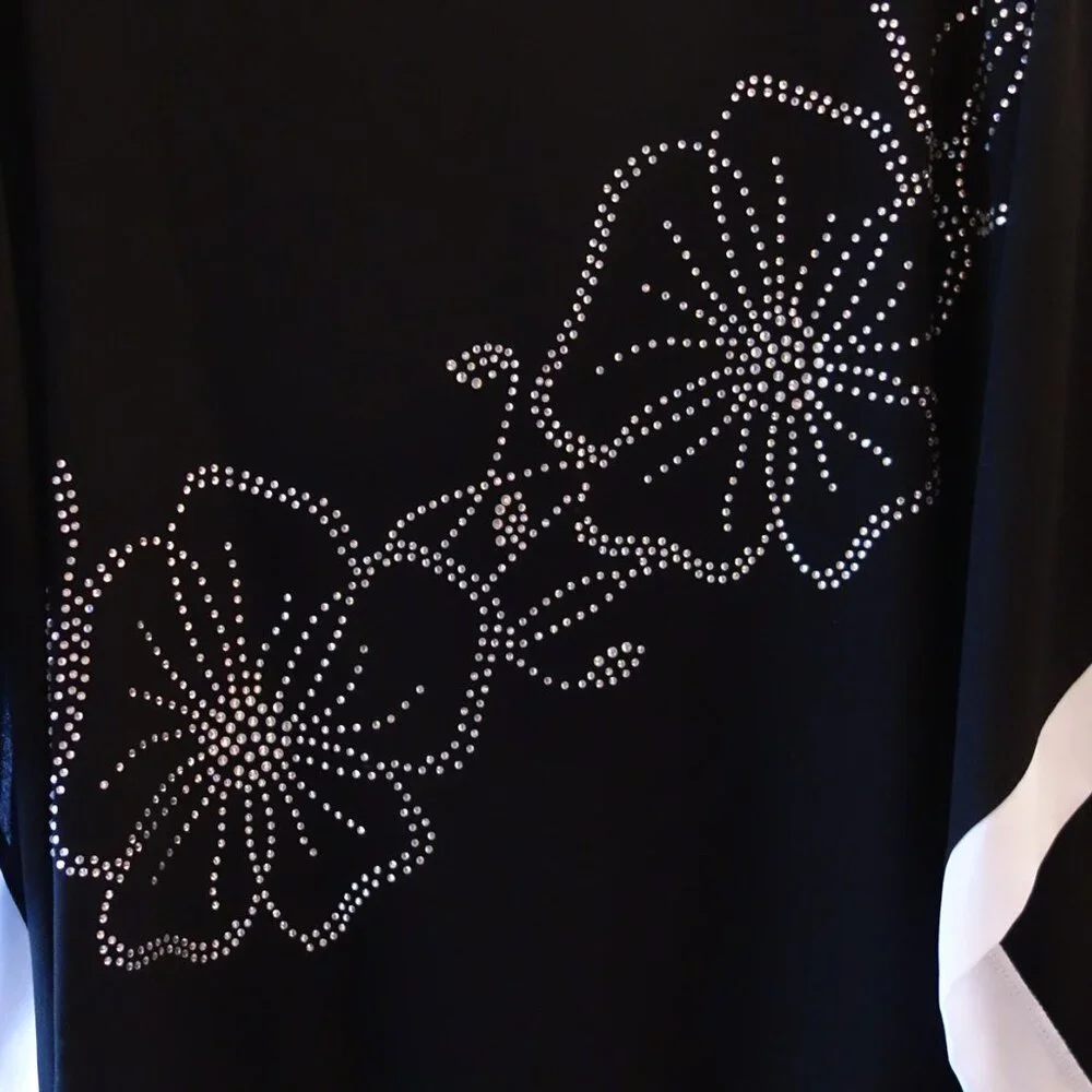 🎄2/$50🎄 Amanda Collection Black/White Trim Slip-over Top with Camisole - Picture 3 of 5